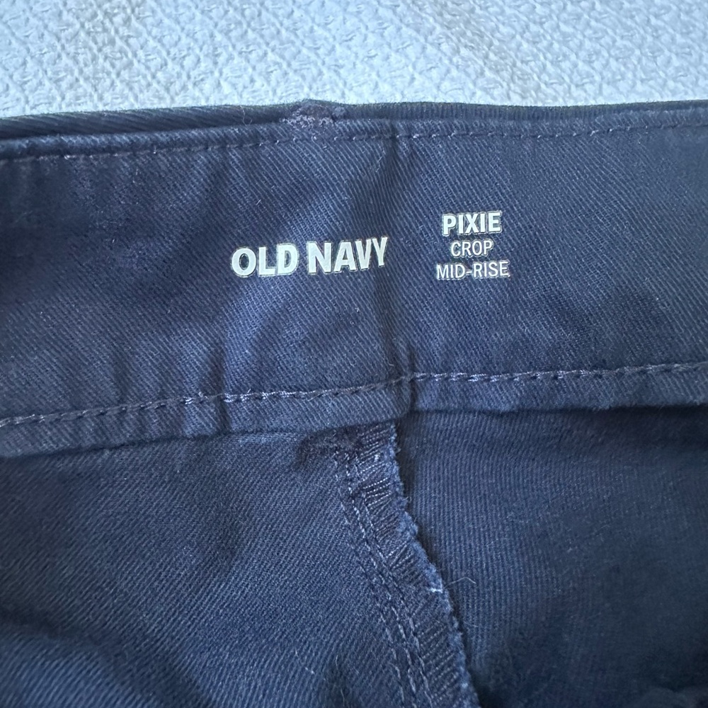 Lot of 3 Women’s Size 2 Pants Jeans Refuge The Limited Old Navy Crop - Picture 9 of 9